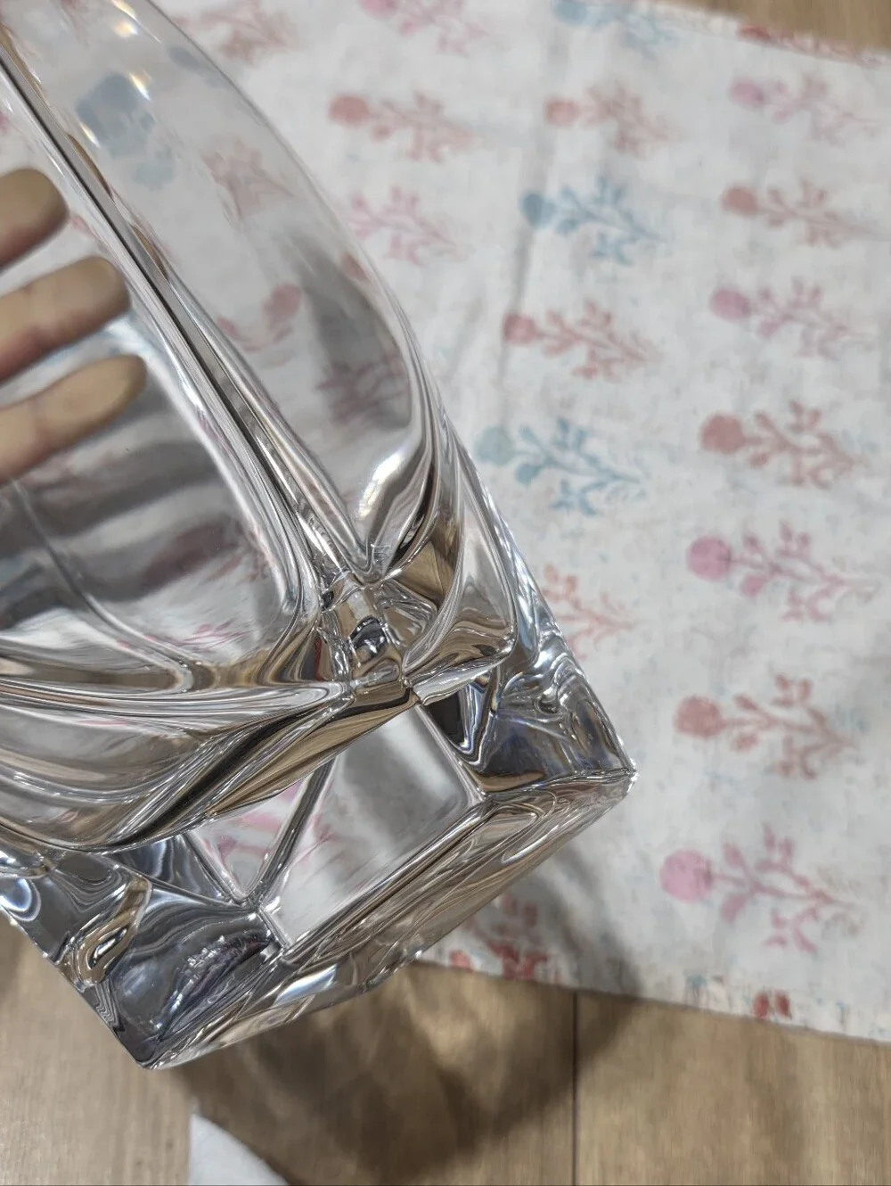Clear Glass Decorative Vase - Elegant Crystal-Look Home Accent
